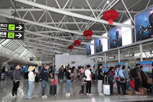 三亞機(jī)場(chǎng)2022年春運(yùn)期間預(yù)計(jì)運(yùn)送旅客224萬人次，道路運(yùn)輸全力保障