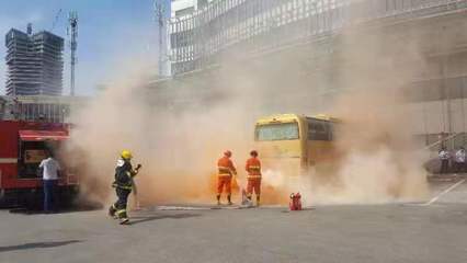 上海舉行道路旅客運(yùn)輸行業(yè)突發(fā)事件應(yīng)急演練，筑牢安全防線